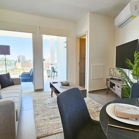 Sealife Citycenter Residences * לרנקה